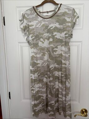 Camo Print Short Sleeve Midi Dress in Olive & White Skinnygirl new with tag